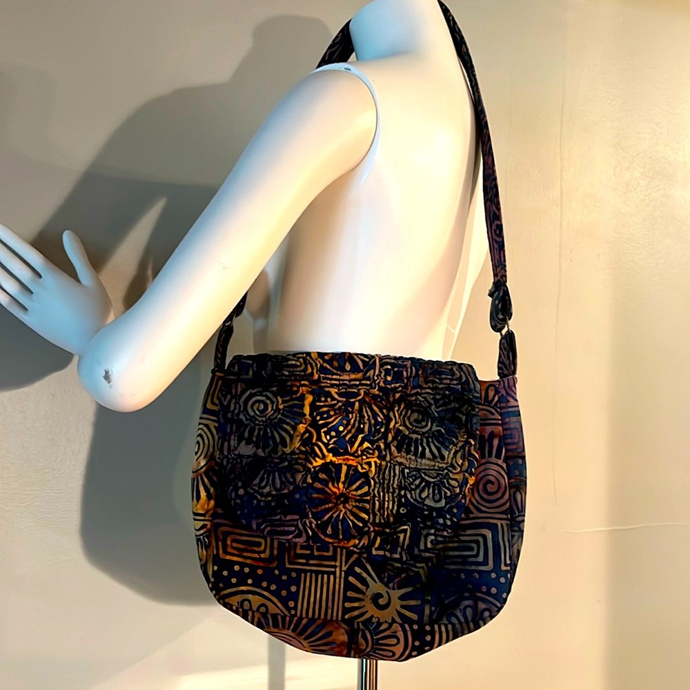 Quilted Shoulder bag hand crafted quilt pattern snap closure